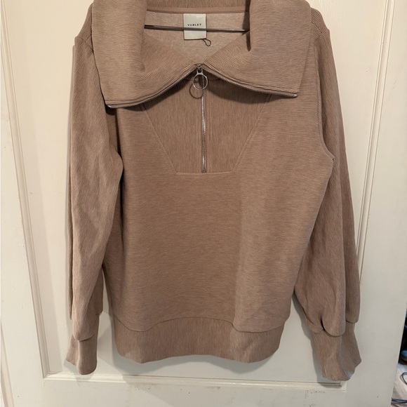 Varley Vine 1/2 zip - Picture 2 of 6